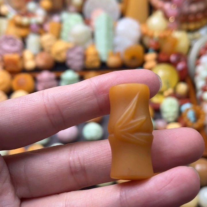 未镶嵌石英质玉（缅黄）珠宝半成品捡漏竹节