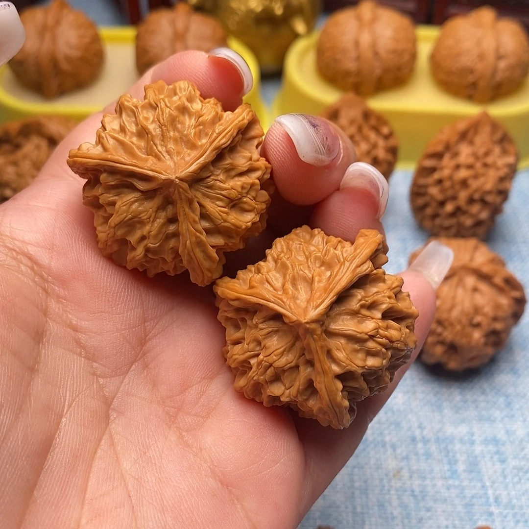 文玩核桃把件毕业三棱38尺全品