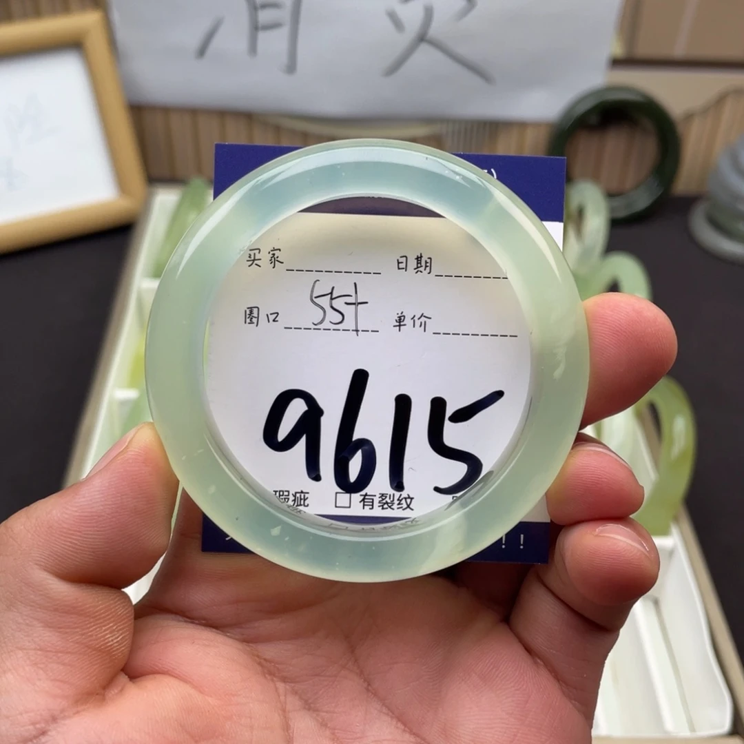 岫玉未镶嵌手镯手镯