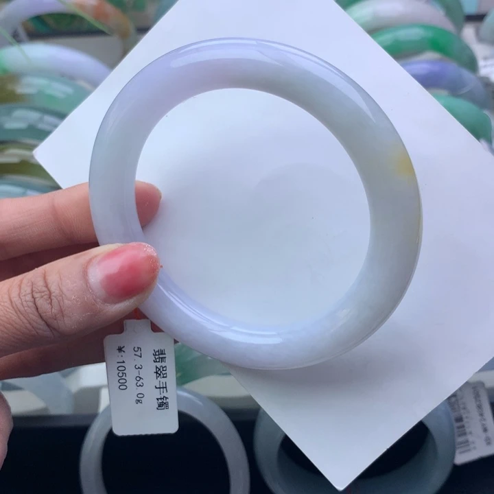 翡翠手镯未镶嵌天然翡翠手镯