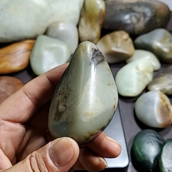 未镶嵌和田玉把件