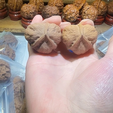 把件文玩核桃碟桩玉璧带彩39