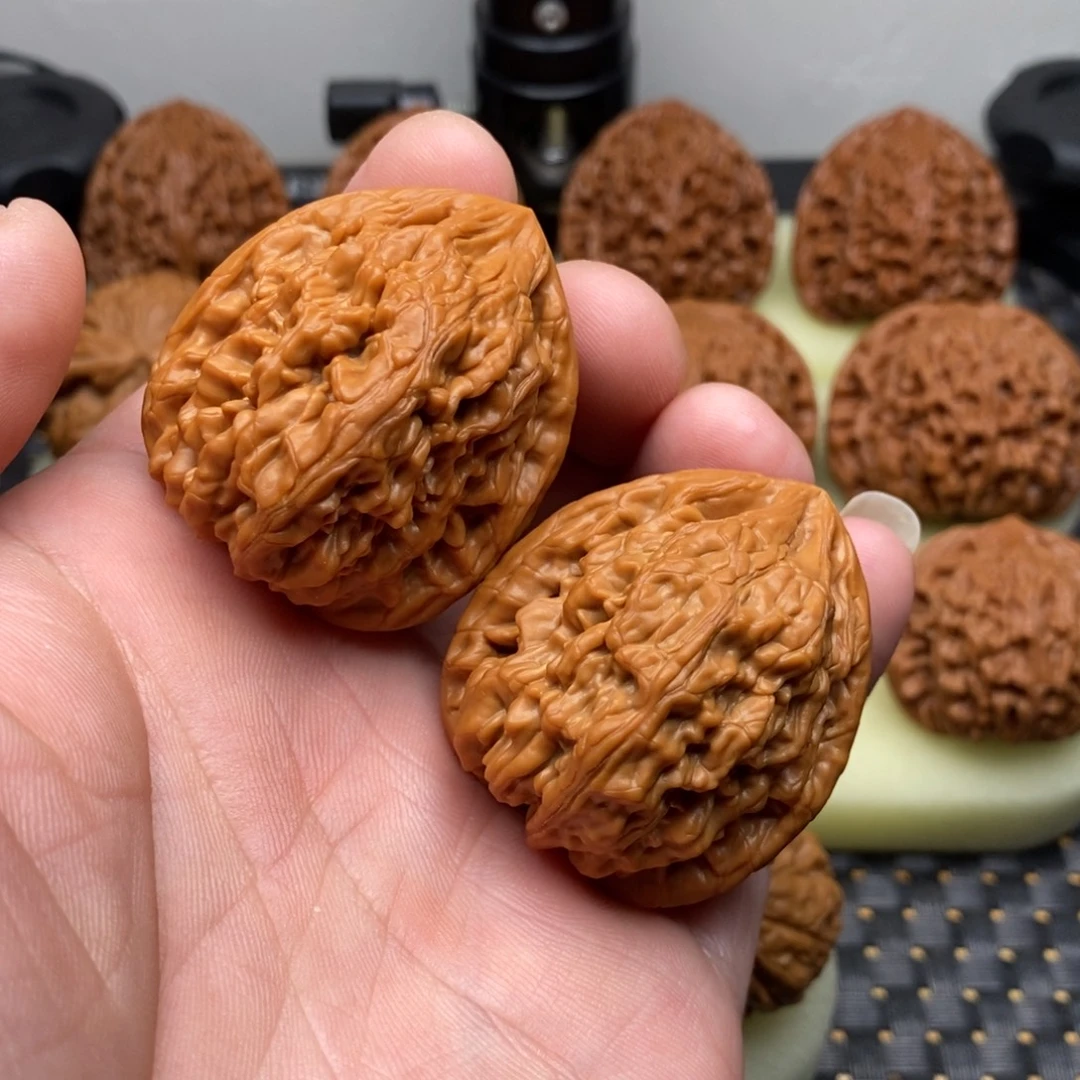 文玩核桃把件虎头王