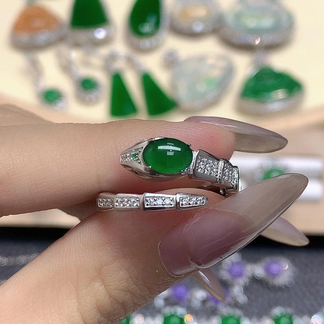 翡翠戒指银S925镶嵌2、