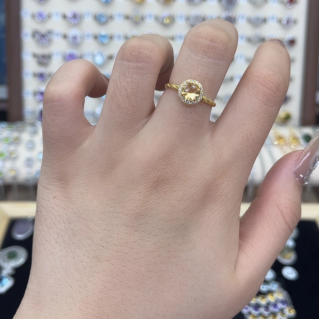 银S925镶嵌黄晶戒指