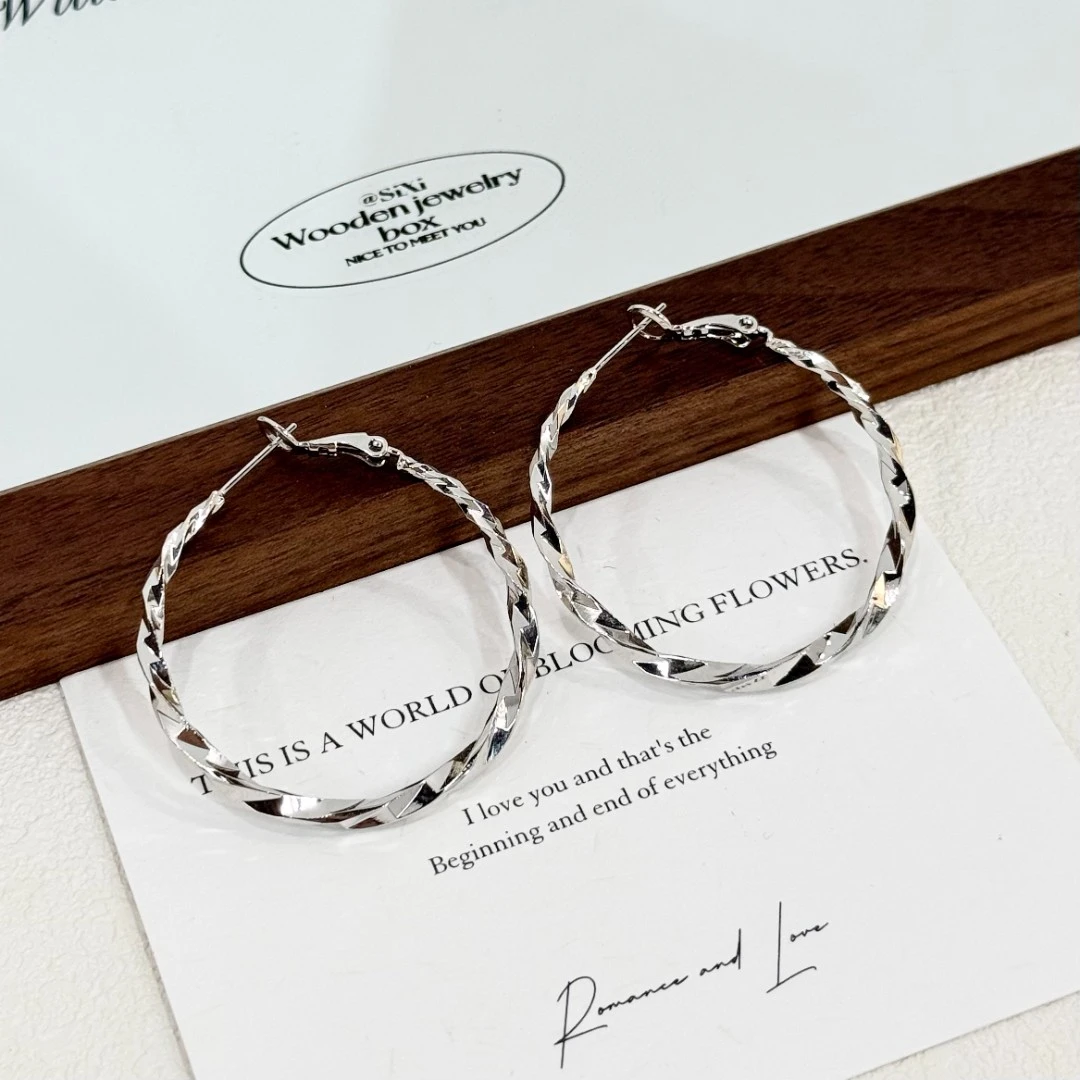 ES-288气质金属感冷淡风银色素圈耳圈