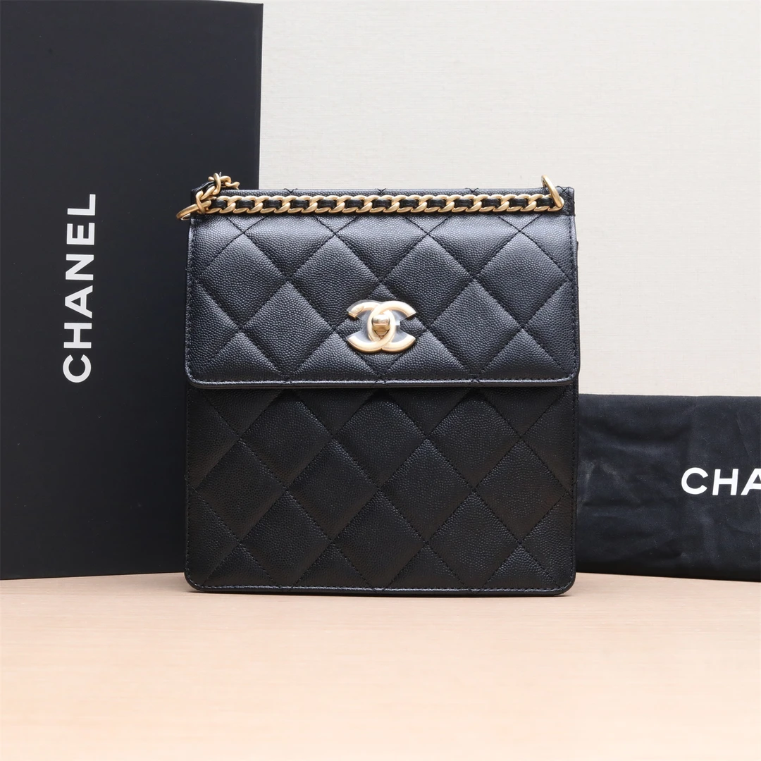 99新 Chanel/香奈儿 黑黑 23A 手工坊 双肩包 黑色 芯片开 金扣