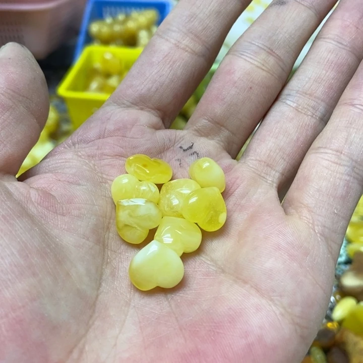 蜜蜡未镶嵌裸石多样性发货2个