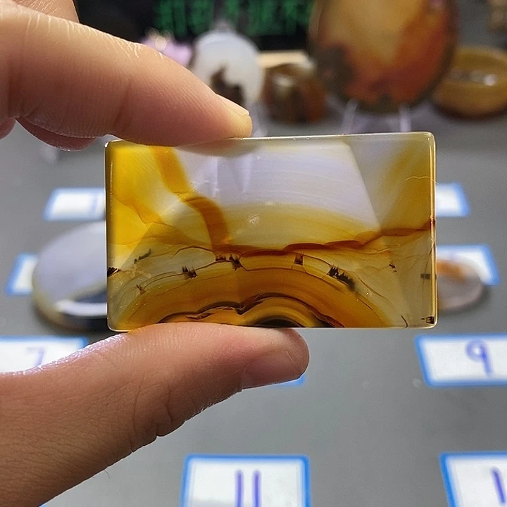 玛瑙/玉髓未镶嵌珠宝半成品