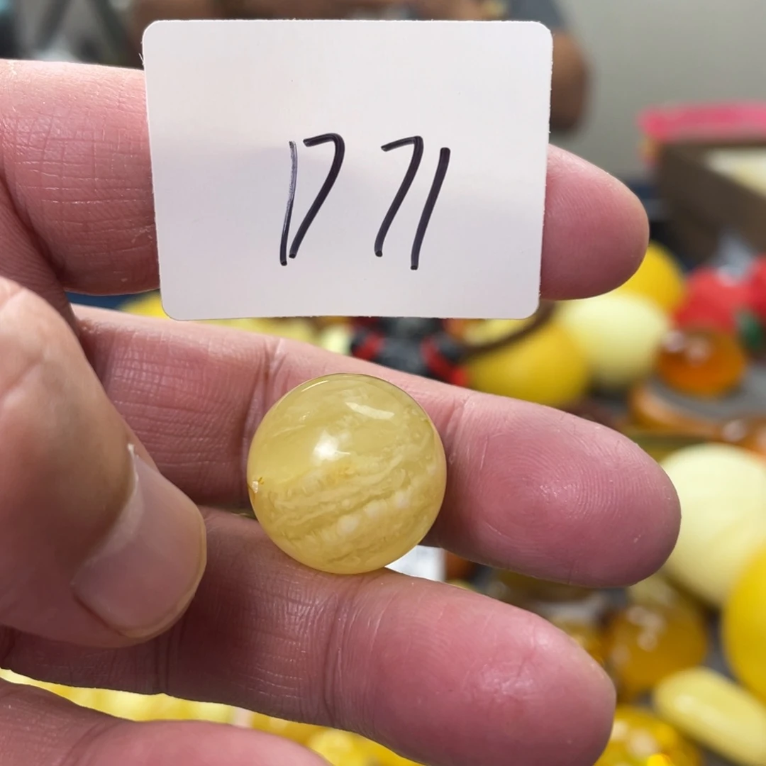 手链琥珀未镶嵌多样性发，发其中一件