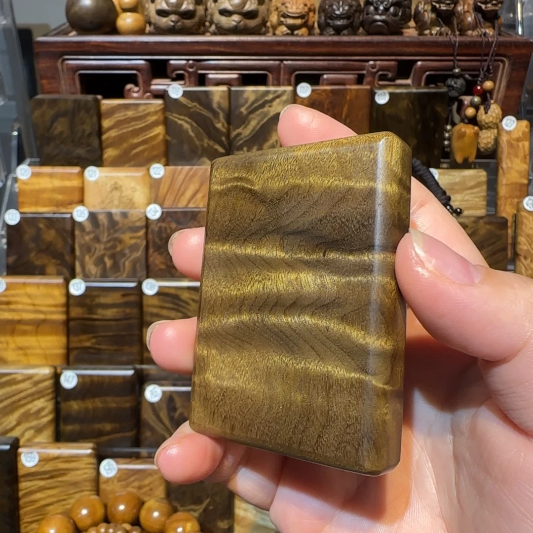 楠木（金丝楠）把件金丝楠木小叶桢楠