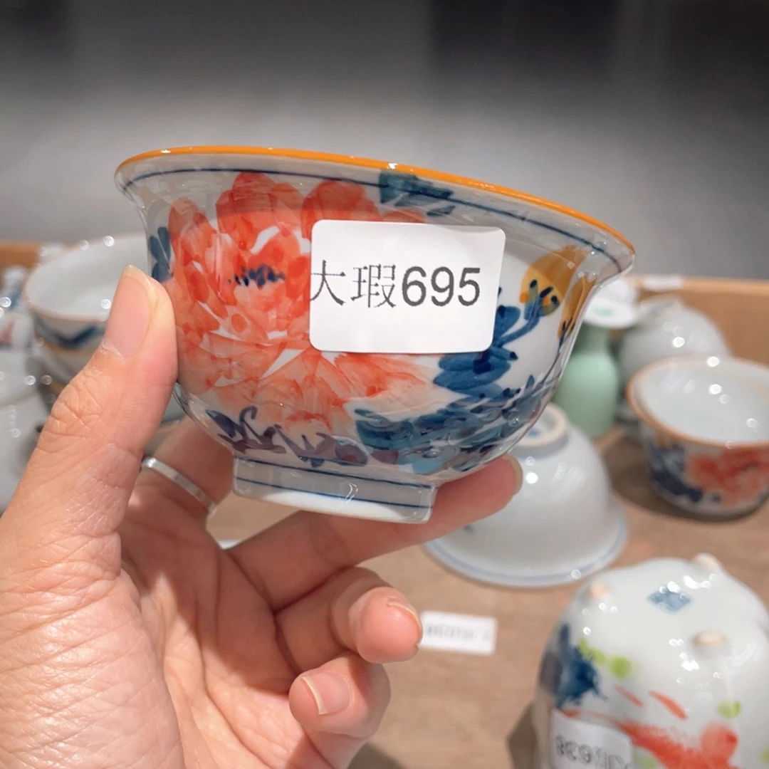 釉下手绘茶具微瑕