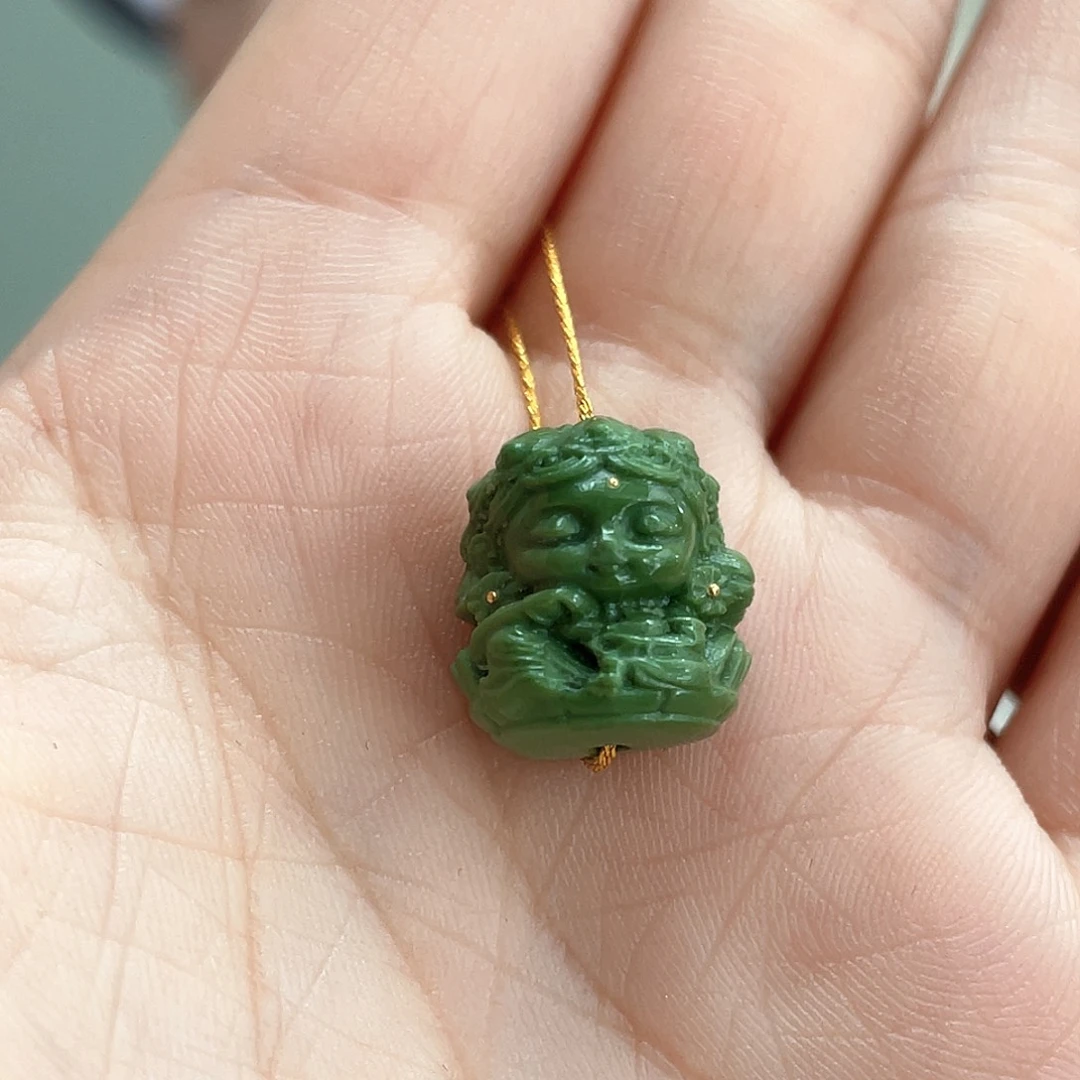 未镶嵌绿松石颈饰