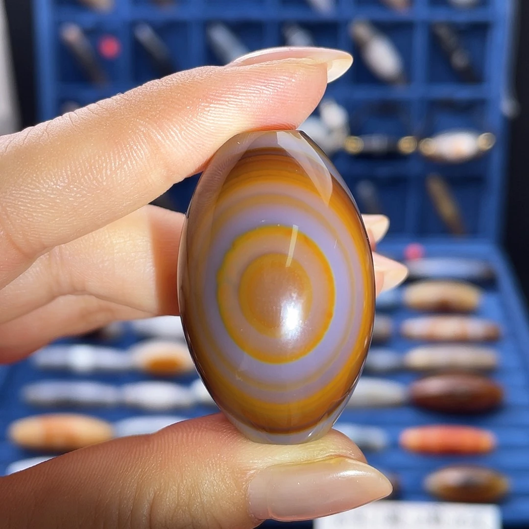 玛瑙/玉髓未镶嵌珠宝半成品