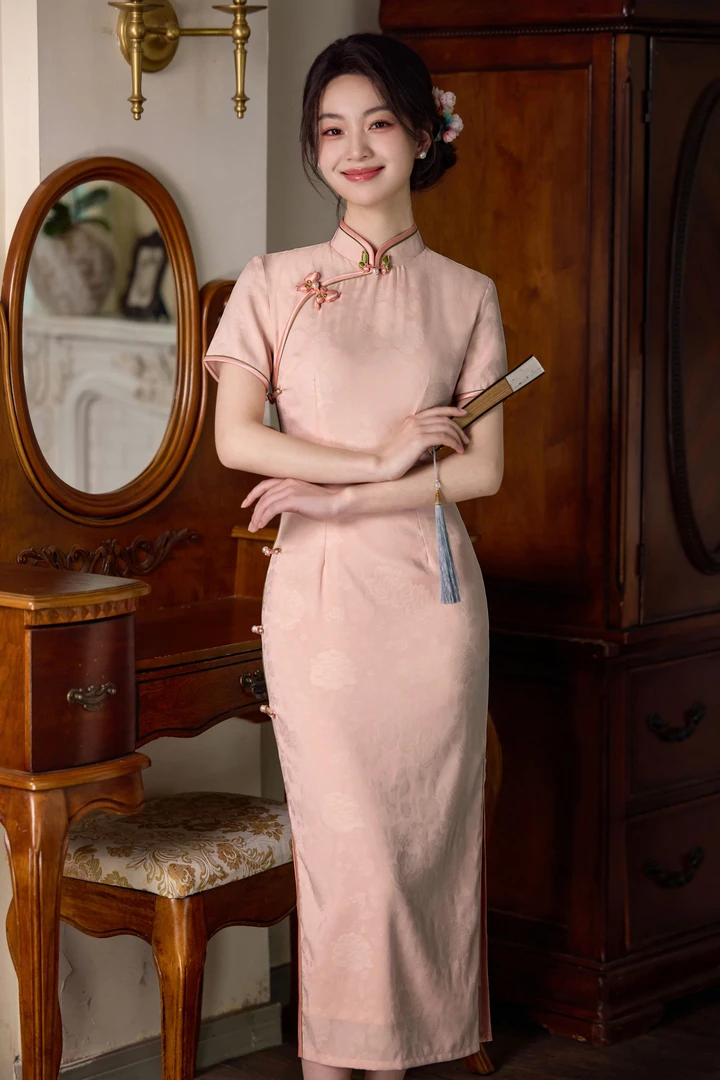 粉色手工钉扣苏派款日常国风显瘦连衣裙旗袍