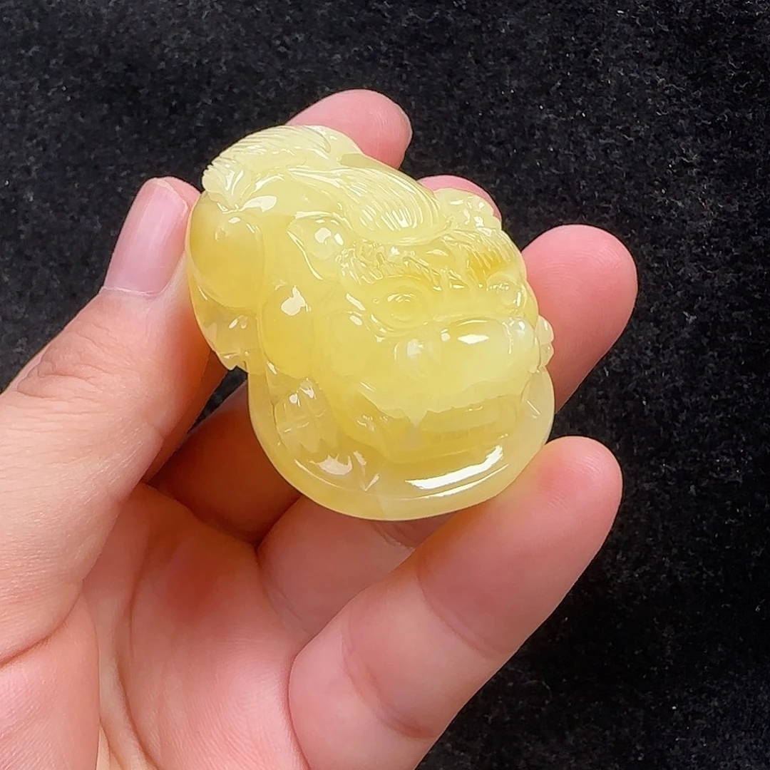 蜜蜡未镶嵌珠宝奇石