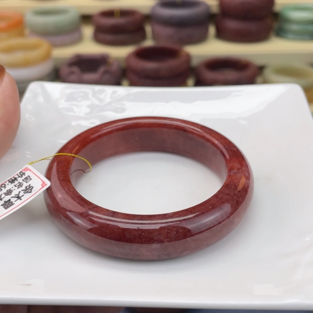 【闪购商品】石英质玉手镯未镶嵌