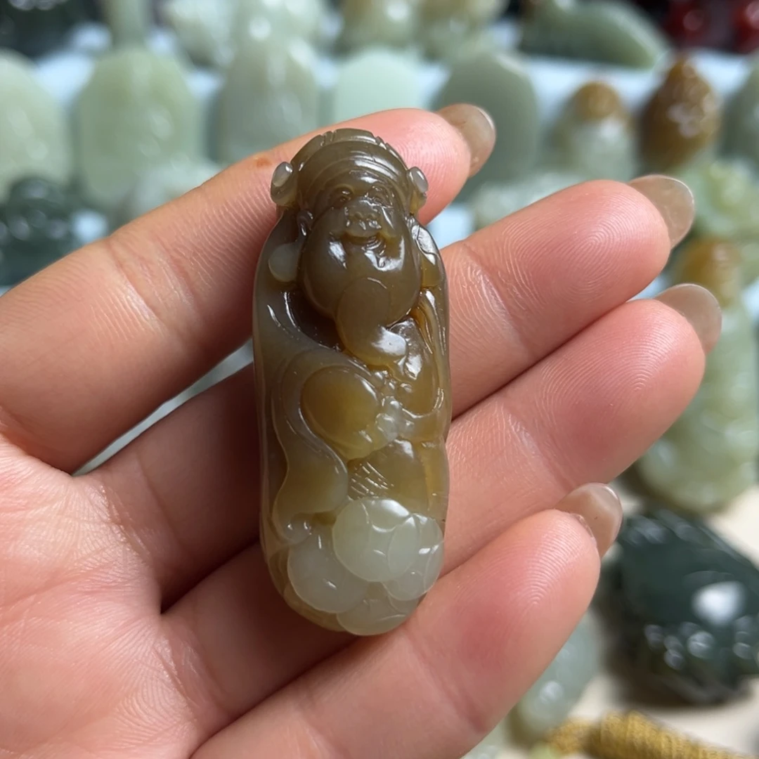 和田玉未镶嵌挂件