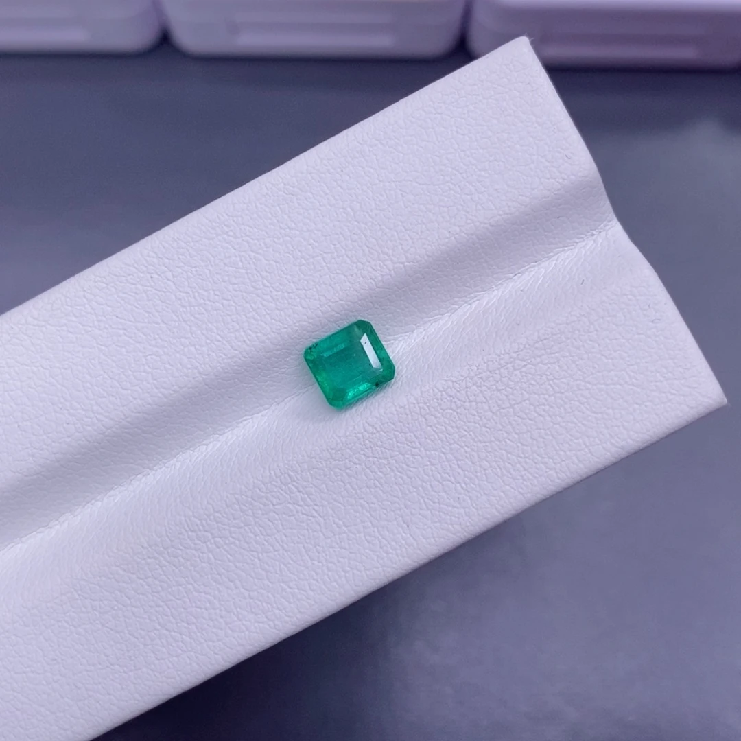 裸石祖母绿0.85克拉