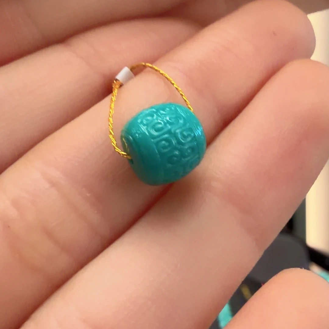 绿松石未镶嵌颈饰