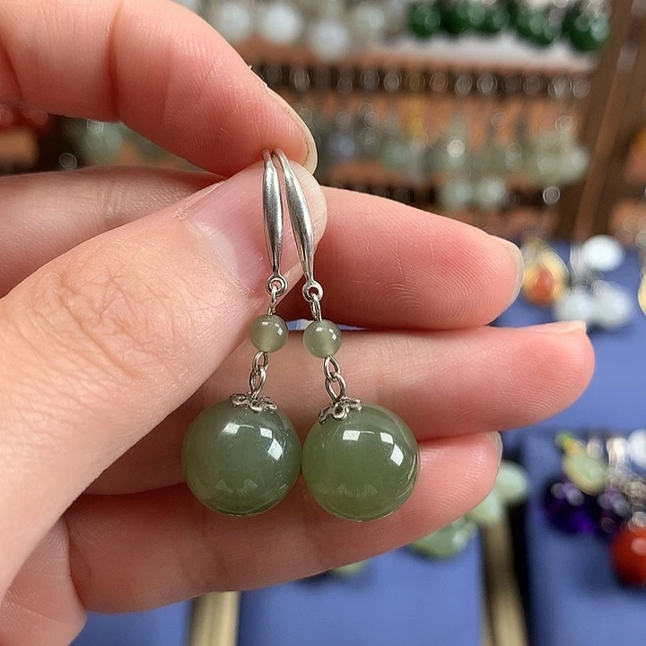 和田玉银S925镶嵌耳饰12左右晴水绿