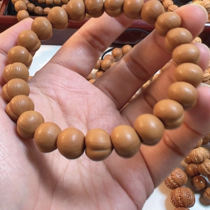 猴头瑕疵13左右皮桃手串单圈