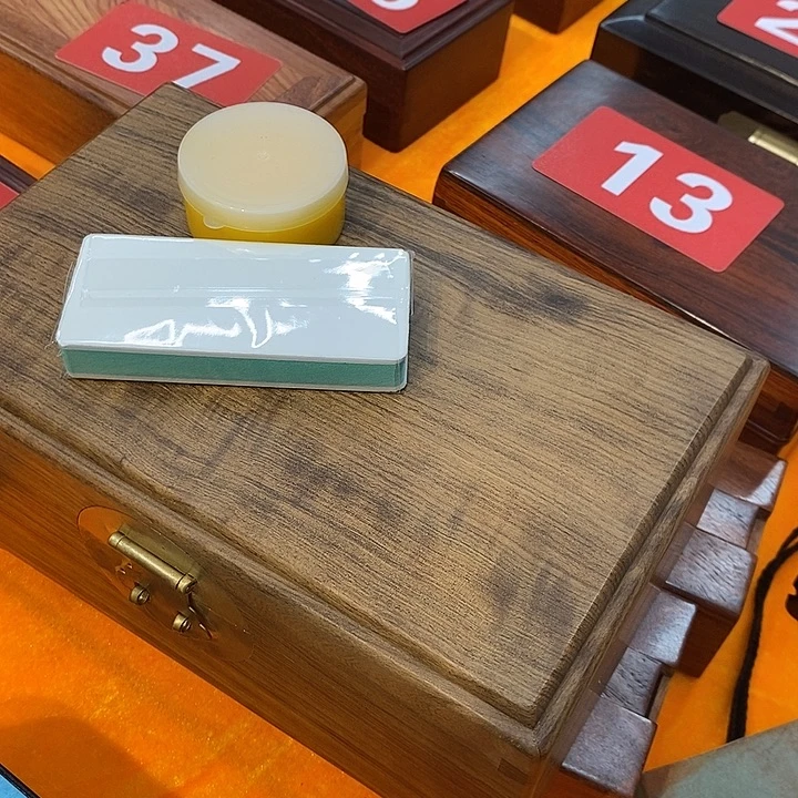 言***午木檀香木翻盖盒木