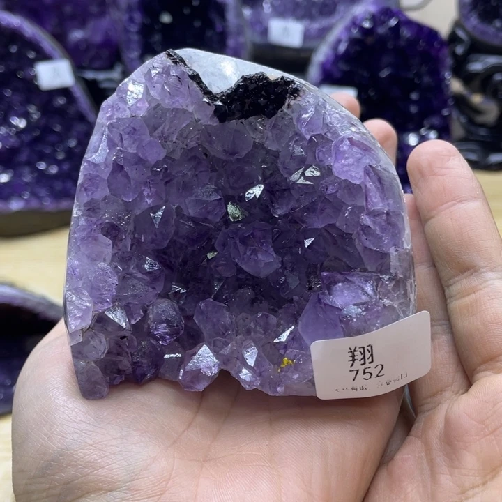 未镶嵌大型摆件（非配饰）紫晶