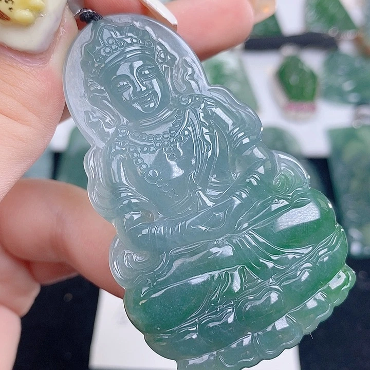 翡翠未镶嵌颈饰0000000000029