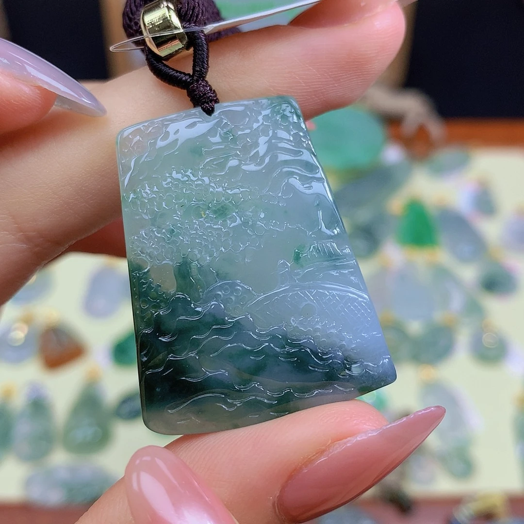 颈饰未镶嵌翡翠翡翠