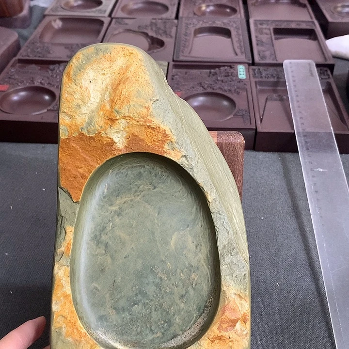 广东肇庆原石端砚