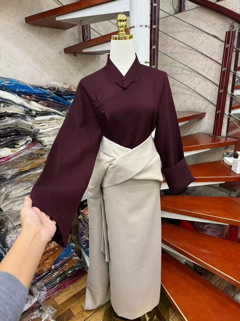 新款四季款秋冬女生藏袍素色高级康巴藏装套装民族服饰衬衣＋藏袍