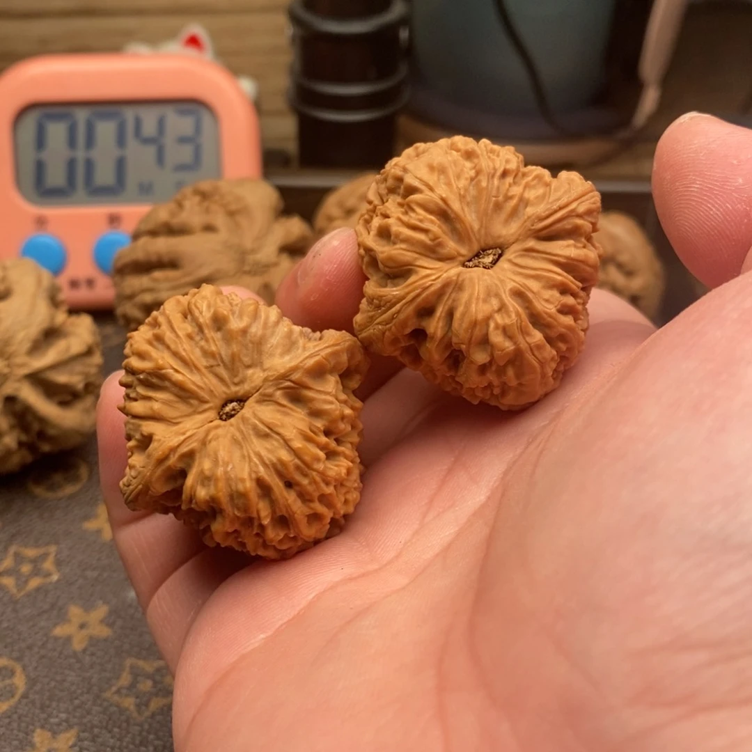 文玩核桃吊坠文玩