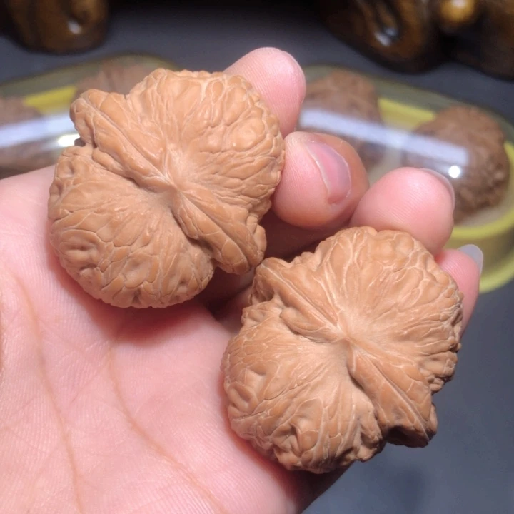 文玩核桃把件于*39.5平谷元宝