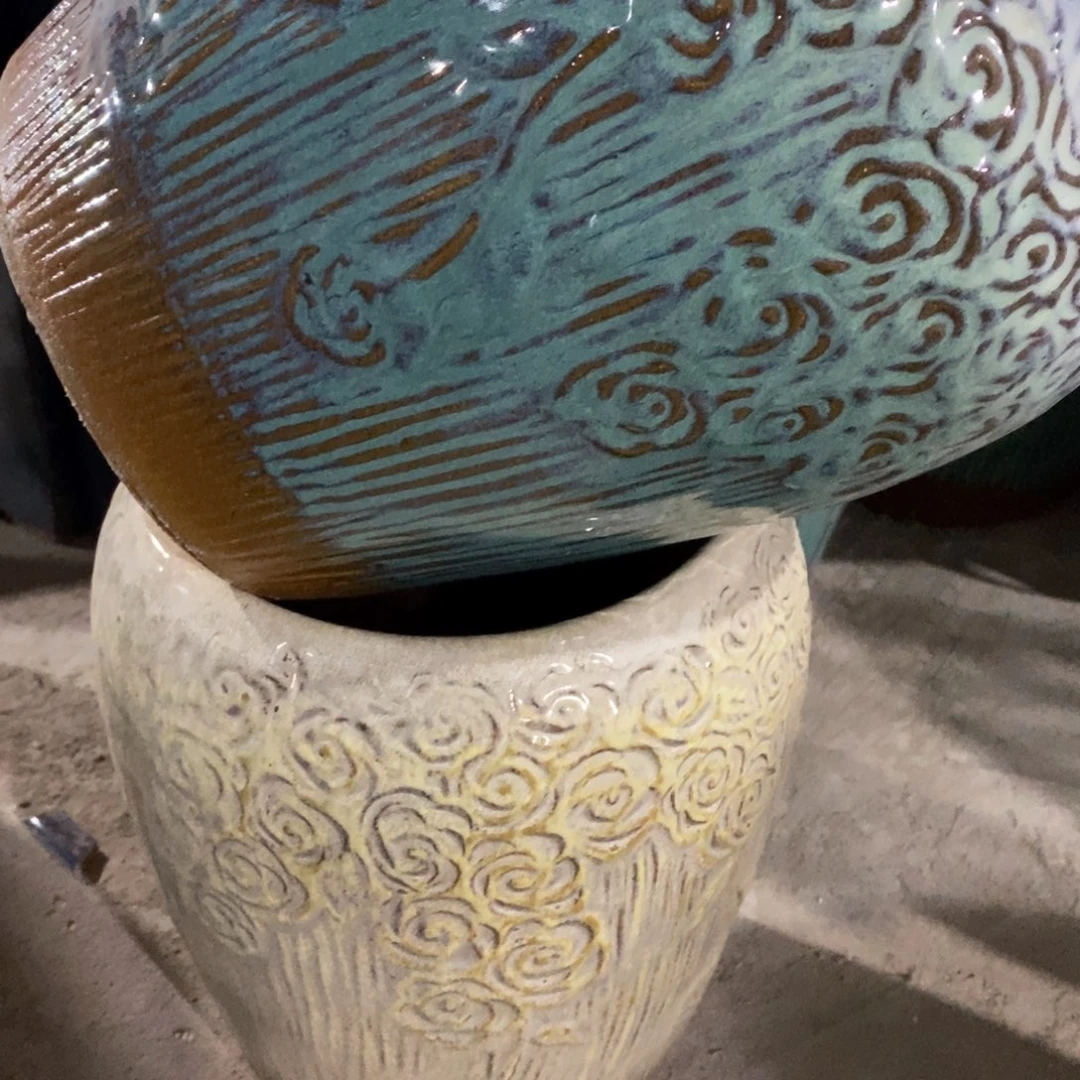 红陶瑕疵16-23两个