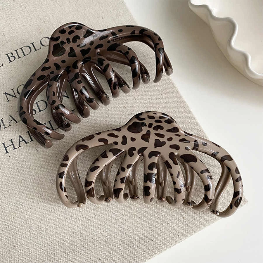 发量多大号盘发夹子韩式亮面豹纹鲨鱼夹网红南瓜抓夹简约百搭发饰