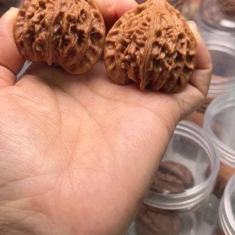 吊坠文玩核桃灯笼