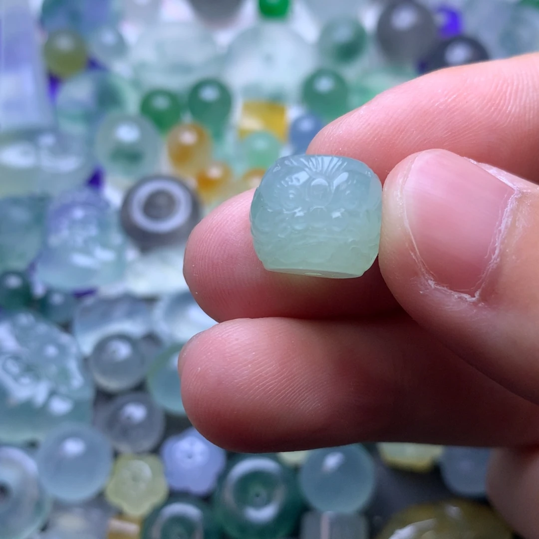 定制翡翠未镶嵌珠子