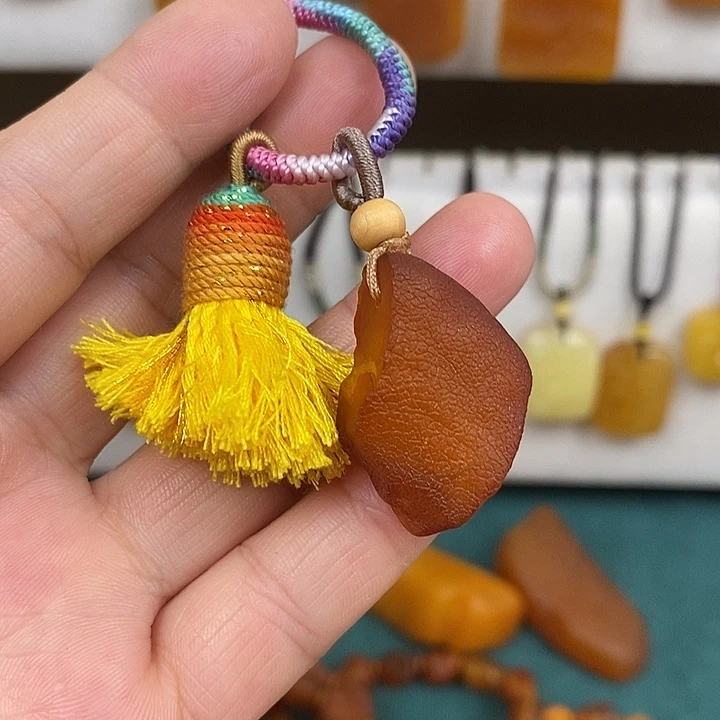 蜜蜡未镶嵌珠宝奇石钥匙扣