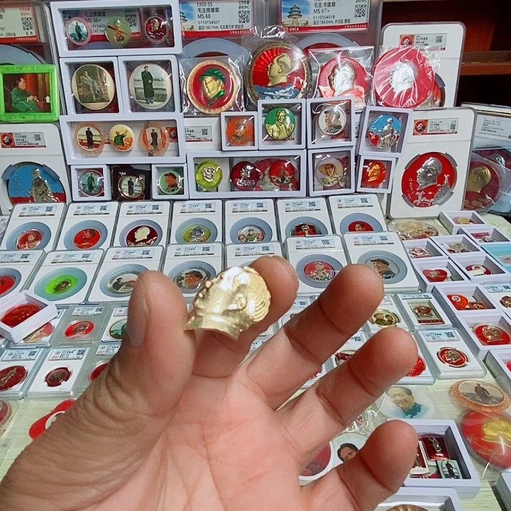 魏***鞭裁切版金色头像一枚放漏