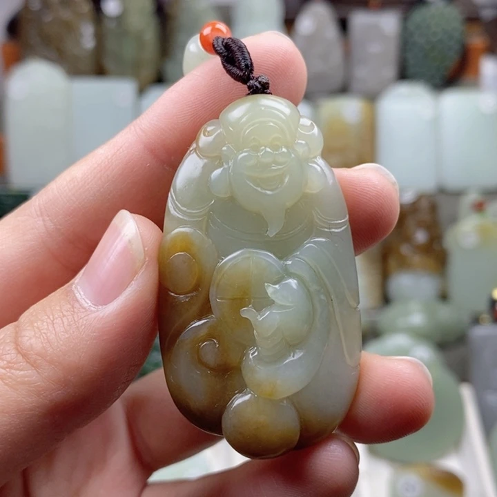 和田玉（糖玉）未镶嵌颈饰