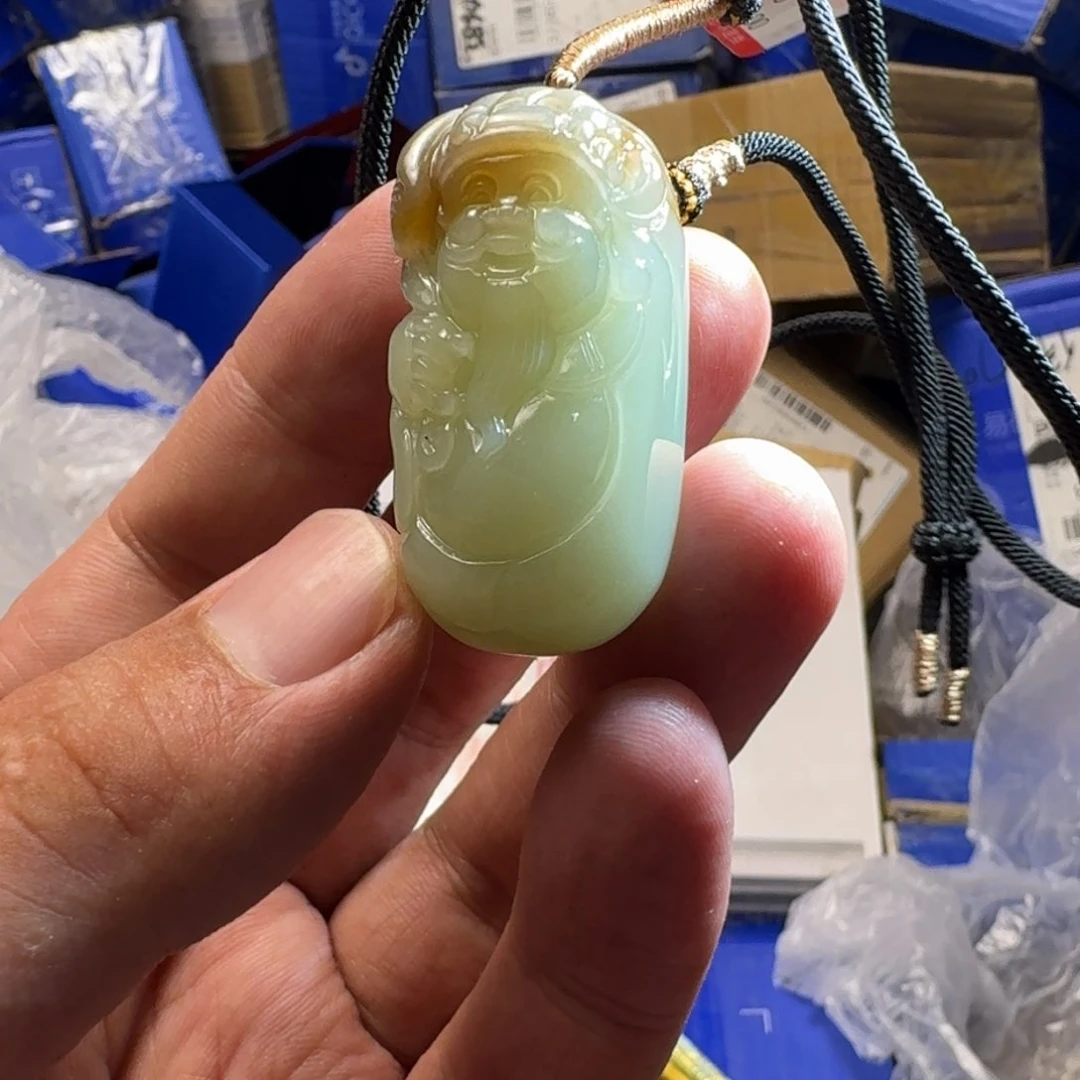 和田玉（糖玉）未镶嵌颈饰