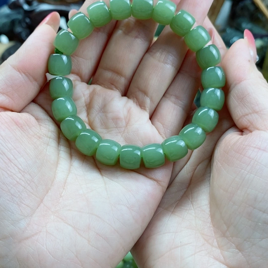 透闪石质玉手链未镶嵌