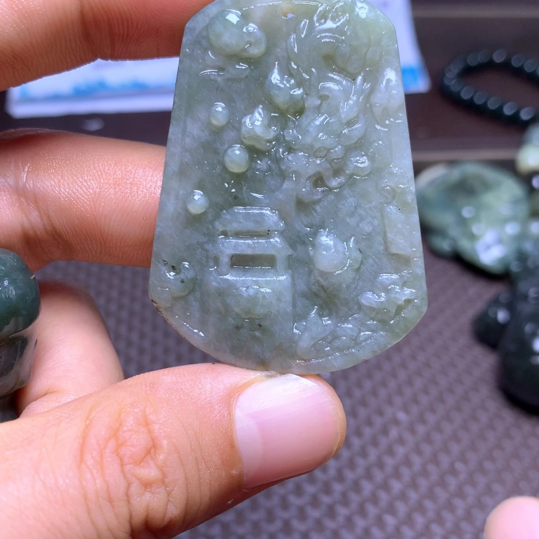 颈饰未镶嵌和田玉