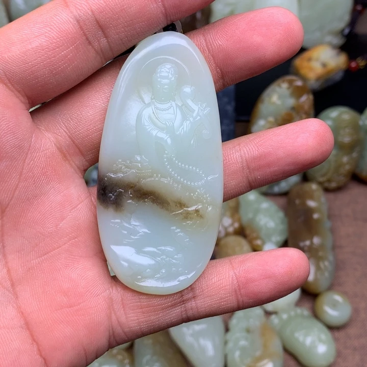 和田玉（糖玉）未镶嵌颈饰