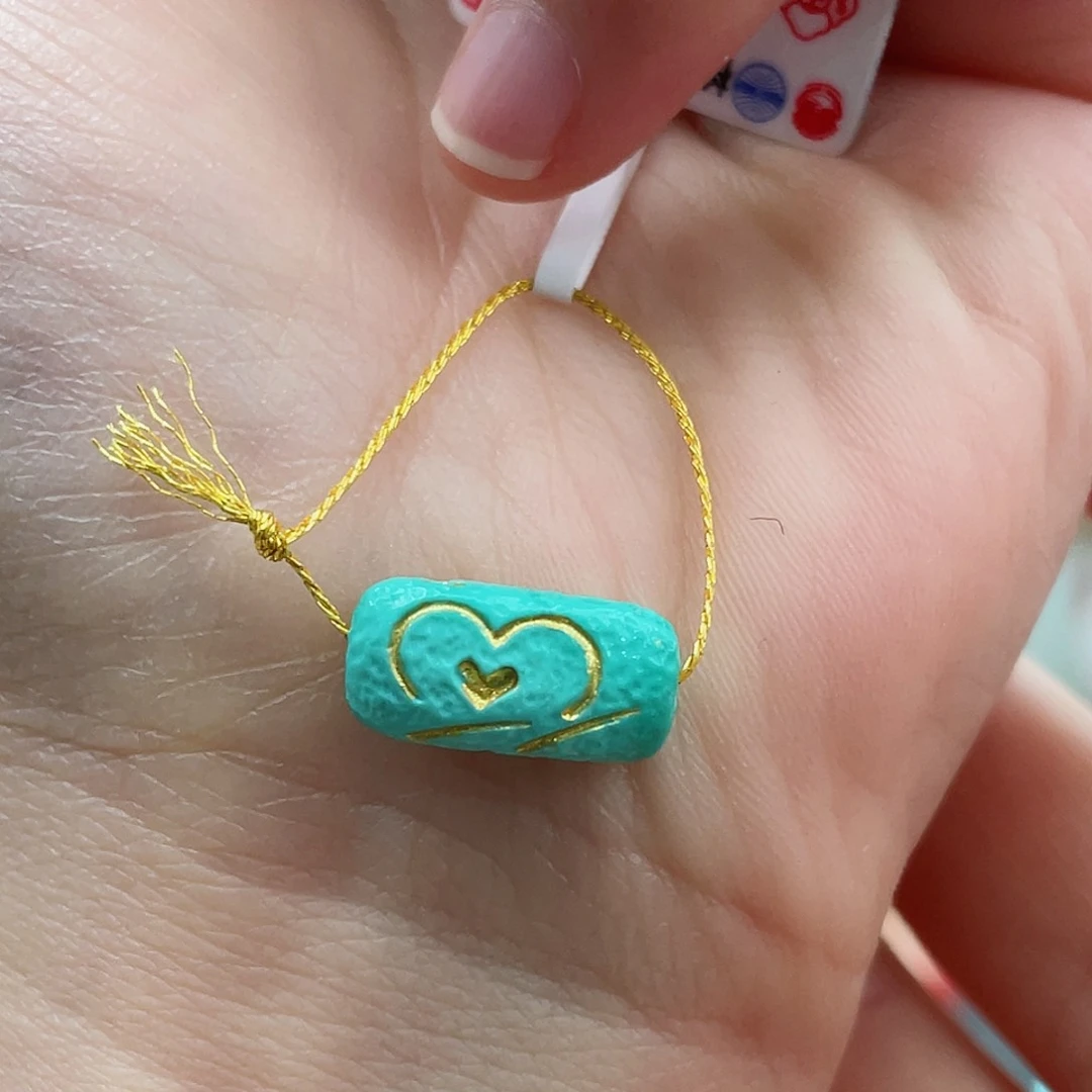 绿松石颈饰未镶嵌