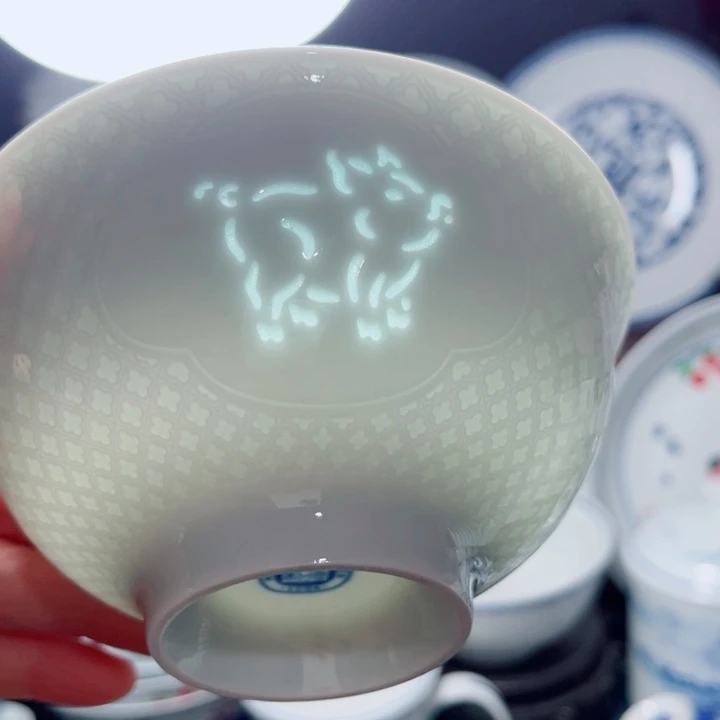 青花玲珑5寸饭碗生肖。猪