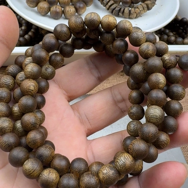 怪***物沉香手串乌身手串25克加