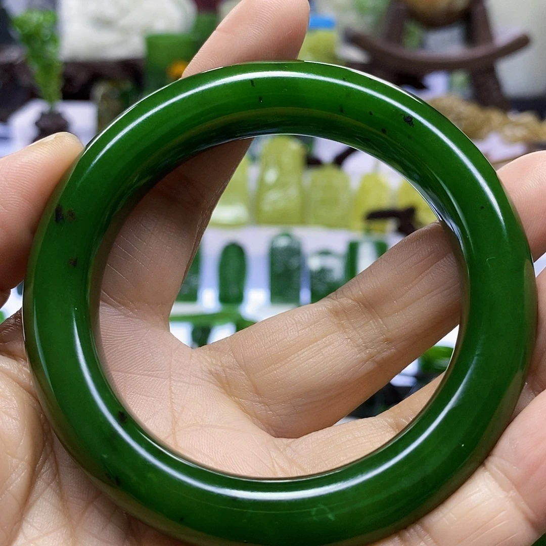 未镶嵌和田玉把件