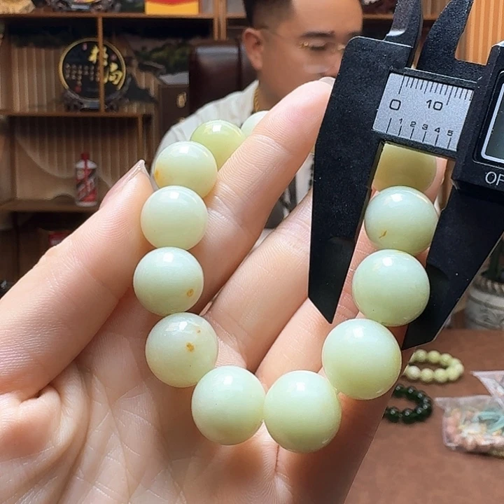 未镶嵌蛇纹石玉手串